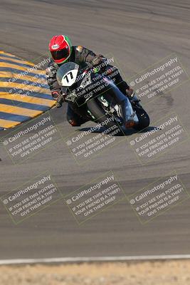 media/Dec-18-2022-SoCal Trackdays (Sun) [[8099a50955]]/Turns 9 and 10 Set 2 (1055am)/